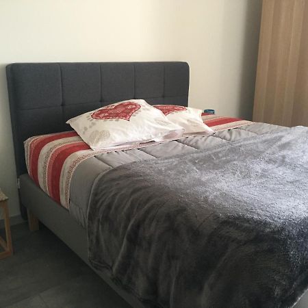 Appartement T2 Independant Dans Maison Pugny-Chatenod Zewnętrze zdjęcie