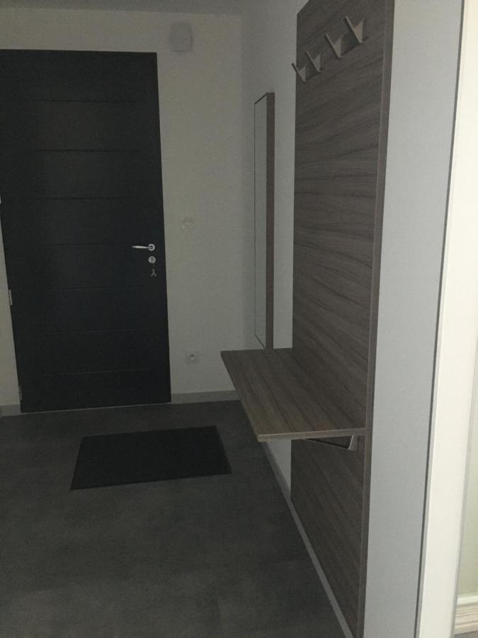 Appartement T2 Independant Dans Maison Pugny-Chatenod Zewnętrze zdjęcie