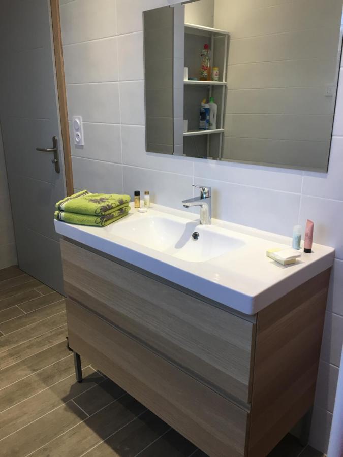Appartement T2 Independant Dans Maison Pugny-Chatenod Zewnętrze zdjęcie