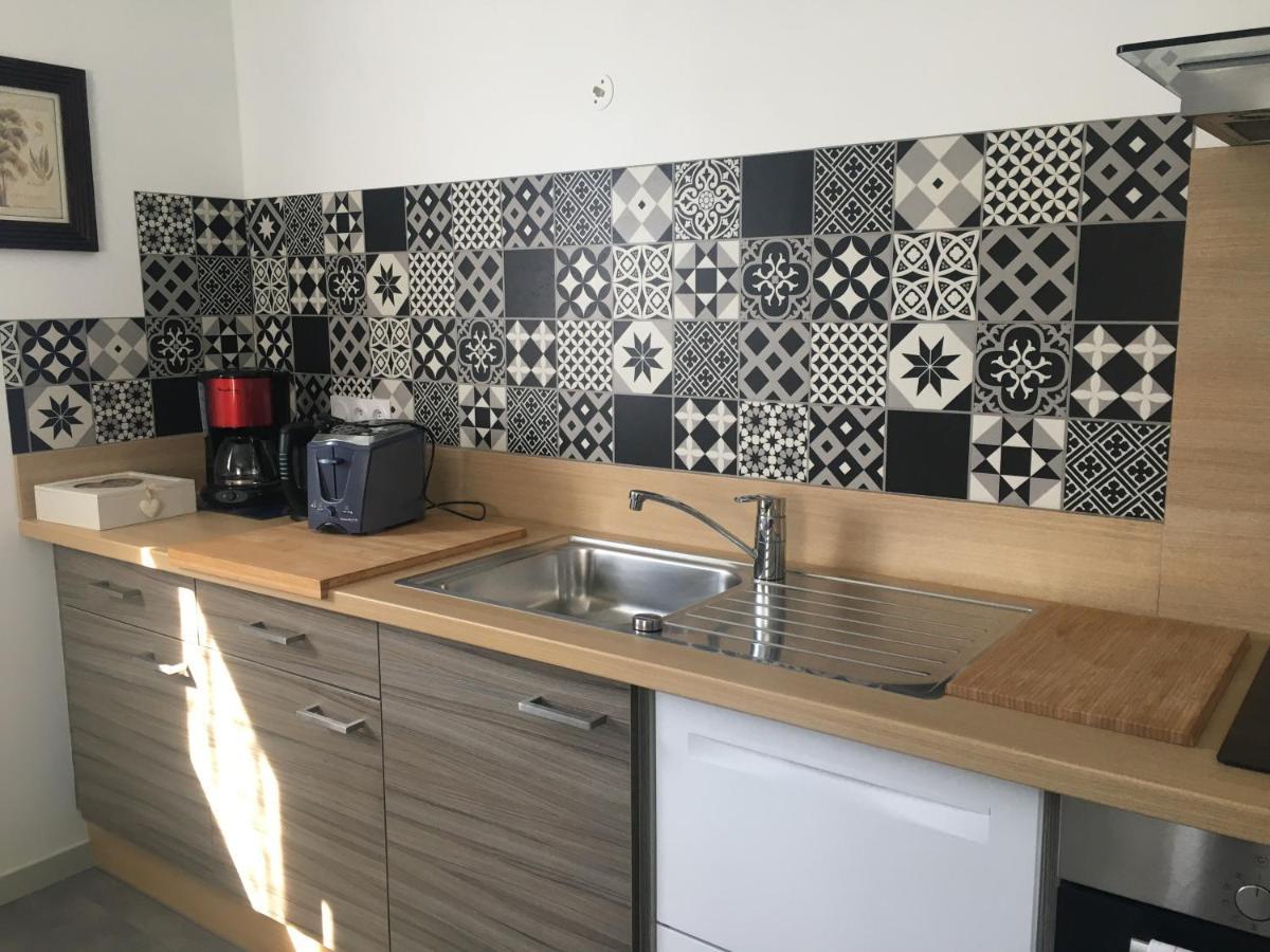 Appartement T2 Independant Dans Maison Pugny-Chatenod Zewnętrze zdjęcie