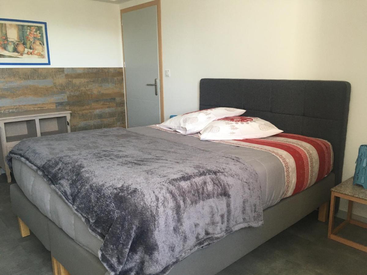 Appartement T2 Independant Dans Maison Pugny-Chatenod Zewnętrze zdjęcie